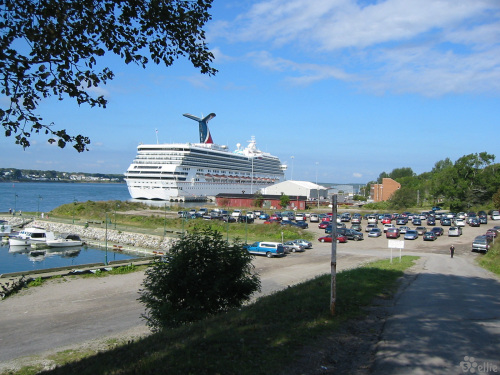 Carnival Victory